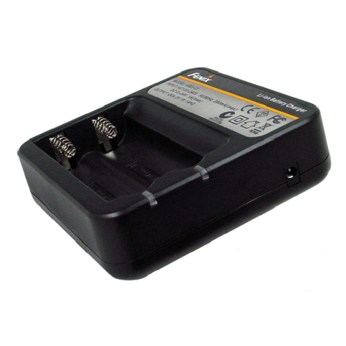 Зарядное устройство Fenix Charger ARE-C1 2x18650 фото 3